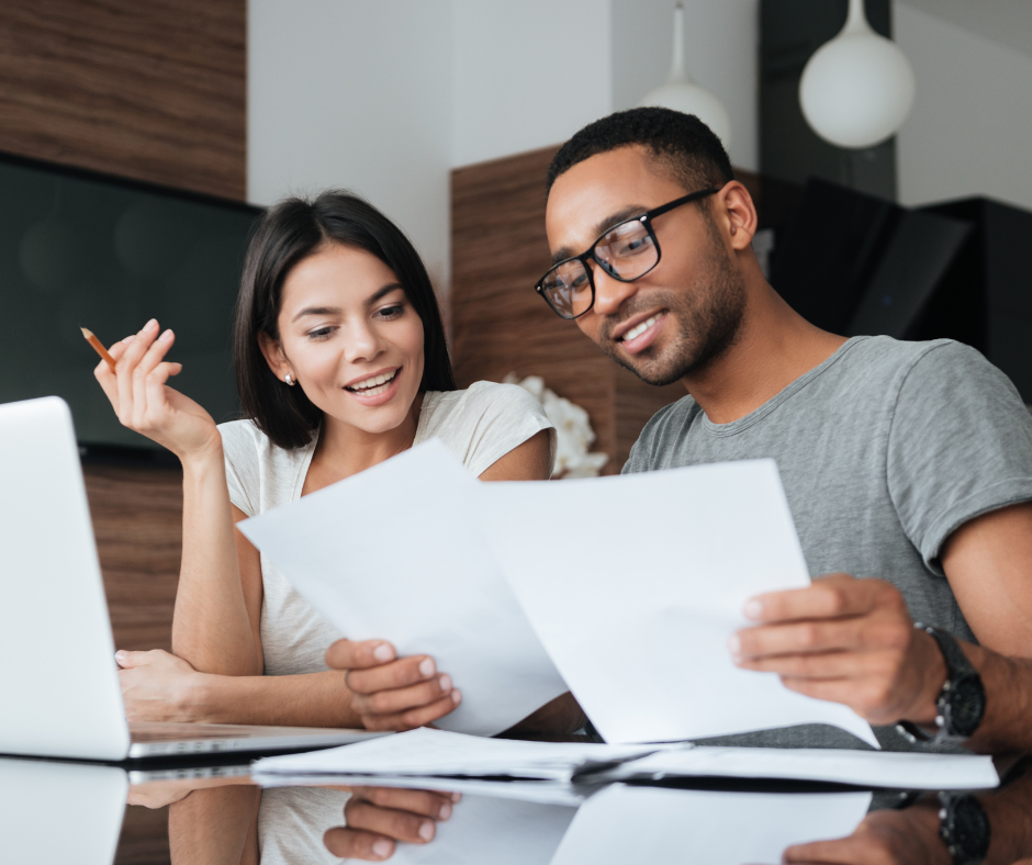 Finanças para jovens: o que saber quando começa um trabalho