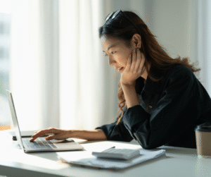 Renda informal: 4 dicas reais para quem vive de bico poder investir