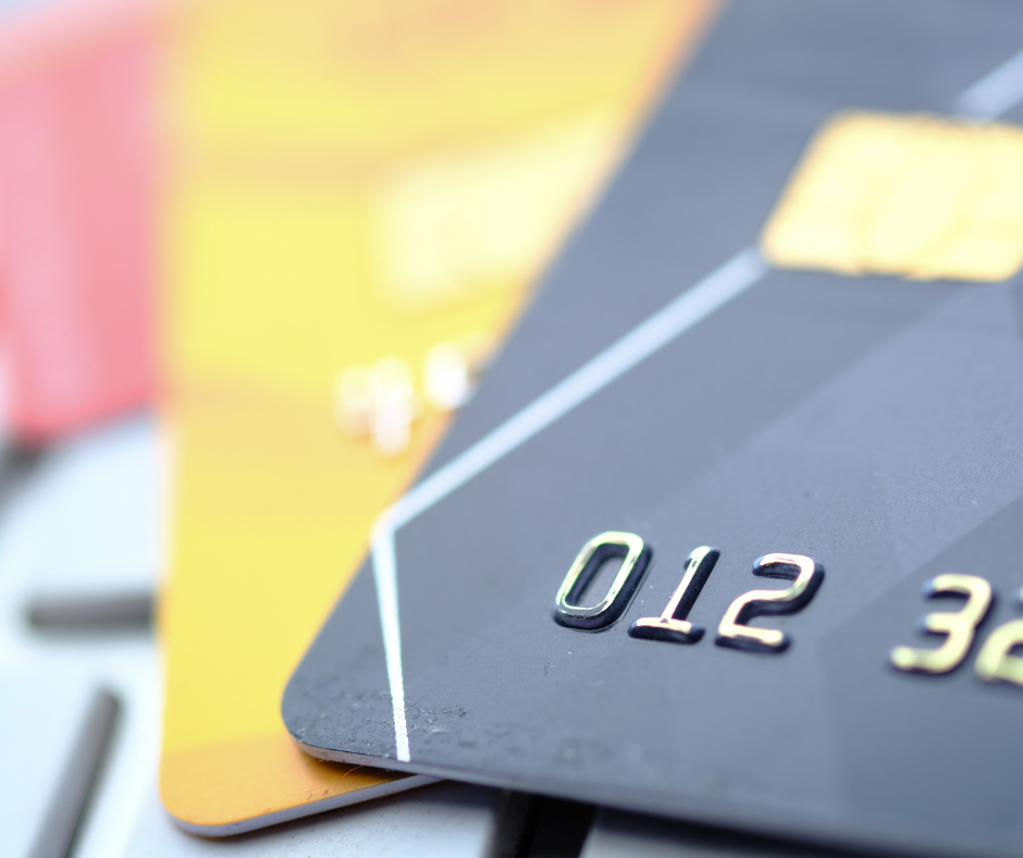 Empréstimo ou cartão de crédito: qual o melhor?