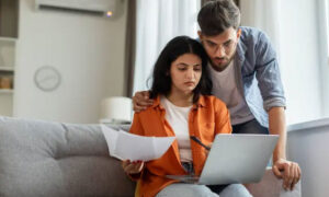 Trocar dívidas caras por mais baratas: um caminho para aliviar o orçamento